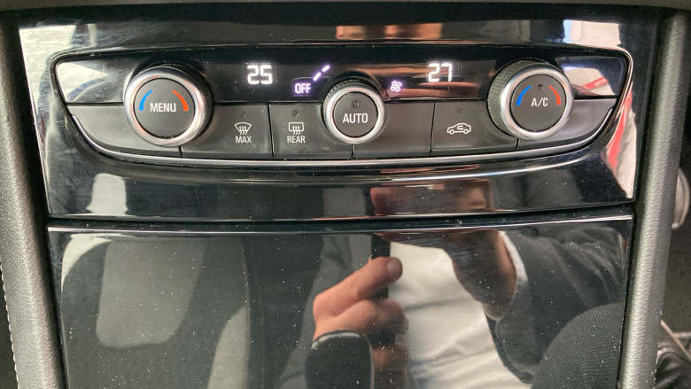 Vauxhall Grandland X 1.2 Turbo Griffin Edition 5dr Petrol Hatchback